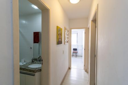 Apartamento à venda com 72m², 3 quartos e 1 vaga Apartamento à venda com 72m², 3 quartos e 1 vagaCorredor
