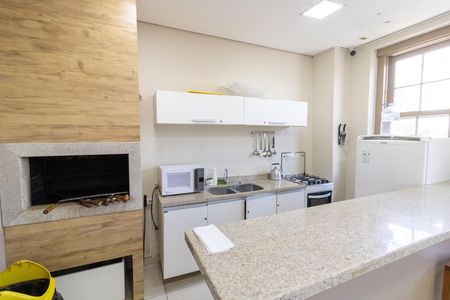 Apartamento à venda com 72m², 3 quartos e 1 vaga Apartamento à venda com 72m², 3 quartos e 1 vagaÁrea comum - Salão de festas