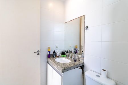Apartamento à venda com 72m², 3 quartos e 1 vaga Apartamento à venda com 72m², 3 quartos e 1 vagaBanheiro da Suíte