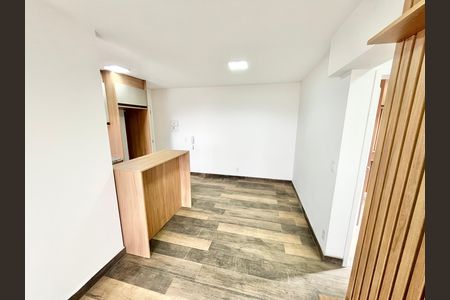 Sala de apartamento para alugar com 2 quartos, 55m² em Jardim São Paulo, São Paulo