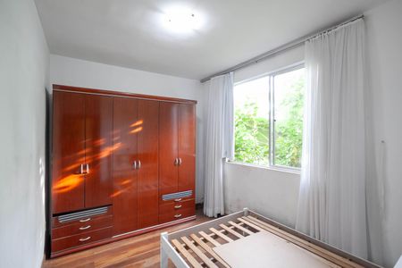 Apartamento à venda com 178m², 3 quartos e 2 vagas Apartamento à venda com 178m², 3 quartos e 2 vagasSuíte