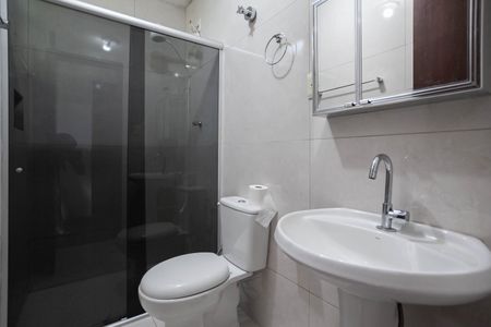 Apartamento à venda com 178m², 3 quartos e 2 vagas Apartamento à venda com 178m², 3 quartos e 2 vagasBanheiro da suíte