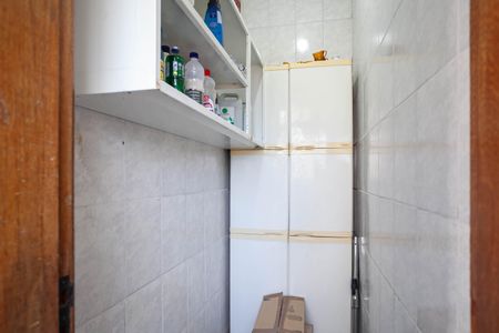 Apartamento à venda com 178m², 3 quartos e 2 vagas Apartamento à venda com 178m², 3 quartos e 2 vagasDespensa