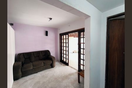 Sala de casa à venda com 8 quartos, 240m² em Vianelo/bonfiglioli, Jundiaí