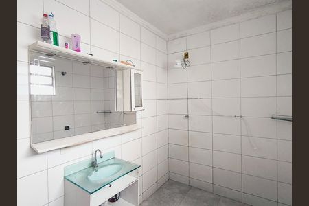 Casa à venda com 240m², 8 quartos e 2 vagas Casa à venda com 240m², 8 quartos e 2 vagasBanheiro 1