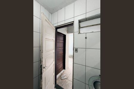 Casa à venda com 240m², 8 quartos e 2 vagas Casa à venda com 240m², 8 quartos e 2 vagasBanheiro 2