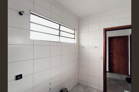 Casa à venda com 240m², 8 quartos e 2 vagas Casa à venda com 240m², 8 quartos e 2 vagasBanheiro 1