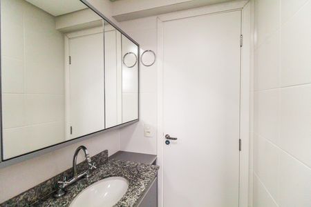 Apartamento para alugar com 60m², 2 quartos e 1 vaga Apartamento para alugar com 60m², 2 quartos e 1 vagaBanheiro da Suíte