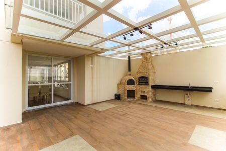 Apartamento para alugar com 60m², 2 quartos e 1 vaga Apartamento para alugar com 60m², 2 quartos e 1 vagaÁrea comum - Churrasqueira