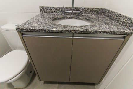 Apartamento para alugar com 60m², 2 quartos e 1 vaga Apartamento para alugar com 60m², 2 quartos e 1 vagaBanheiro 2