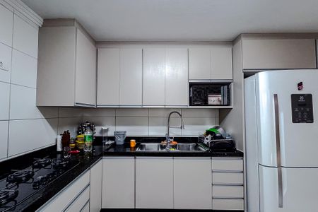 Casa à venda com 500m², 4 quartos e 2 vagas Casa à venda com 500m², 4 quartos e 2 vagasCozinha
