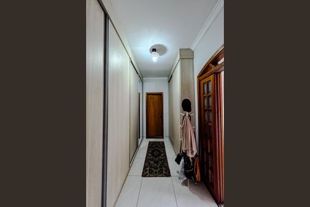 Casa à venda com 500m², 4 quartos e 2 vagas Casa à venda com 500m², 4 quartos e 2 vagasQuarto 1 - Suíte