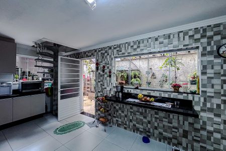 Casa para alugar com 500m², 4 quartos e 2 vagas Casa para alugar com 500m², 4 quartos e 2 vagasCozinha
