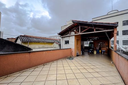 Casa à venda com 500m², 4 quartos e 2 vagas Casa à venda com 500m², 4 quartos e 2 vagasÁrea externa