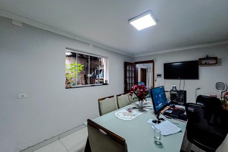 Casa para alugar com 500m², 4 quartos e 2 vagas Casa para alugar com 500m², 4 quartos e 2 vagasSala de Jantar
