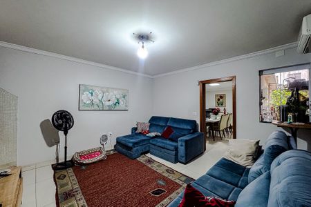 Casa à venda com 500m², 4 quartos e 2 vagas Casa à venda com 500m², 4 quartos e 2 vagasSala