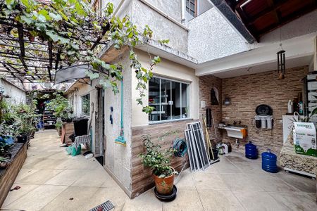 Casa para alugar com 500m², 4 quartos e 2 vagas Casa para alugar com 500m², 4 quartos e 2 vagasÁrea externa