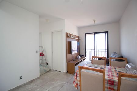 Apartamento para alugar com 45m², 2 quartos e 1 vaga Apartamento para alugar com 45m², 2 quartos e 1 vagaSala