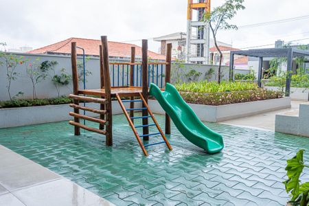 Apartamento para alugar com 45m², 2 quartos e 1 vaga Apartamento para alugar com 45m², 2 quartos e 1 vagaÁrea comum - Playground