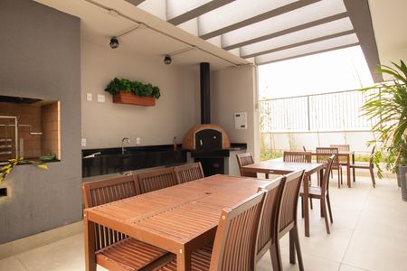 Apartamento para alugar com 45m², 2 quartos e 1 vaga Apartamento para alugar com 45m², 2 quartos e 1 vagaÁrea comum - Churrasqueira