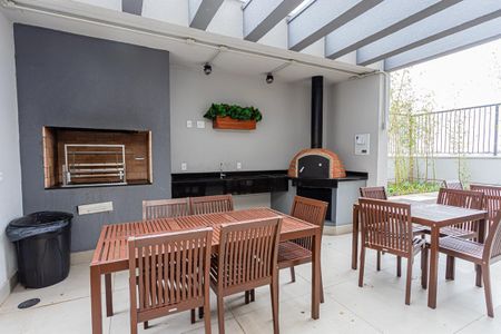 Apartamento para alugar com 45m², 2 quartos e 1 vaga Apartamento para alugar com 45m², 2 quartos e 1 vagaÁrea comum - Churrasqueira