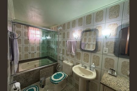 Casa à venda com 517m², 3 quartos e 3 vagas