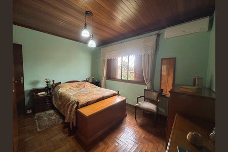 Casa à venda com 517m², 3 quartos e 3 vagas
