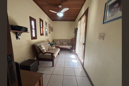 Casa à venda com 517m², 3 quartos e 3 vagas