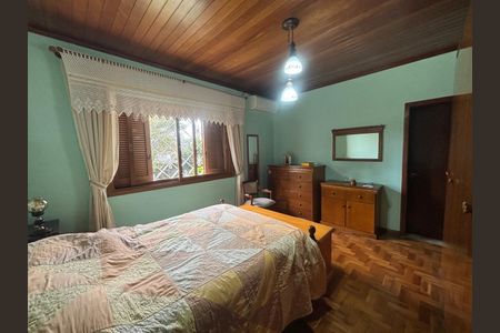 Casa à venda com 517m², 3 quartos e 3 vagas
