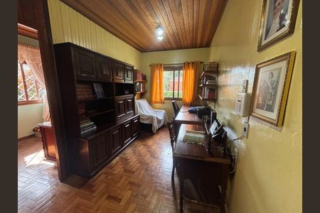 Casa à venda com 517m², 3 quartos e 3 vagas