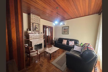 Casa à venda com 517m², 3 quartos e 3 vagas