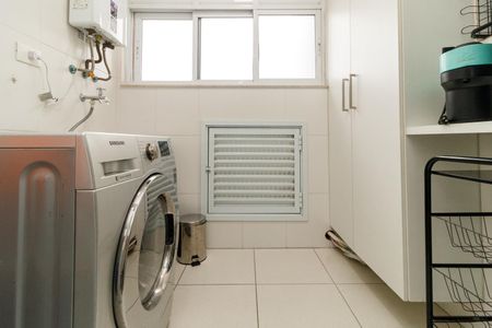 Apartamento à venda com 83m², 2 quartos e 2 vagas Apartamento à venda com 83m², 2 quartos e 2 vagasÁrea de Serviço