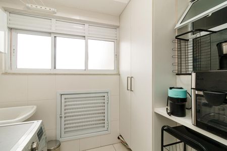Apartamento à venda com 83m², 2 quartos e 2 vagas Apartamento à venda com 83m², 2 quartos e 2 vagasÁrea de Serviço