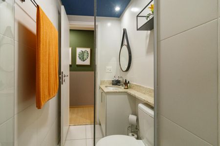 Apartamento à venda com 83m², 2 quartos e 2 vagas Apartamento à venda com 83m², 2 quartos e 2 vagasBanheiro