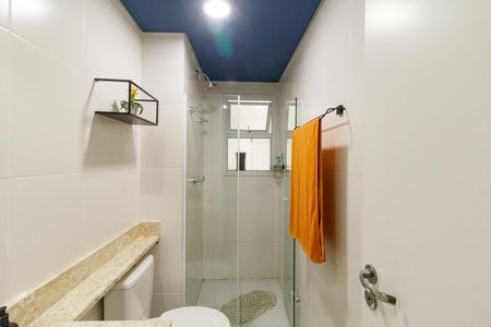Apartamento à venda com 83m², 2 quartos e 2 vagas Apartamento à venda com 83m², 2 quartos e 2 vagasBanheiro