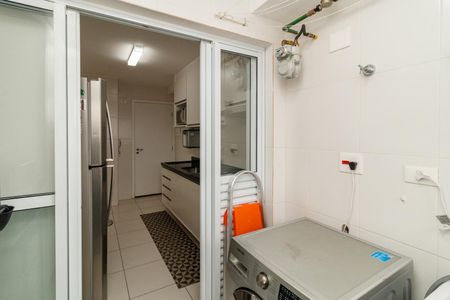 Apartamento à venda com 83m², 2 quartos e 2 vagas Apartamento à venda com 83m², 2 quartos e 2 vagasÁrea de Serviço