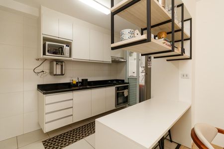 Apartamento à venda com 83m², 2 quartos e 2 vagas Apartamento à venda com 83m², 2 quartos e 2 vagasCozinha