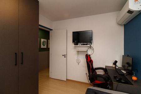 Apartamento à venda com 83m², 2 quartos e 2 vagas Apartamento à venda com 83m², 2 quartos e 2 vagasQuarto