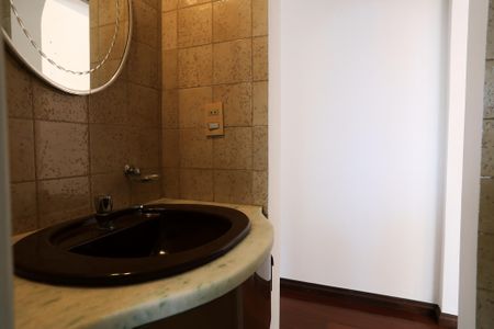 Apartamento à venda com 74m², 2 quartos e 1 vagaBanheiro
