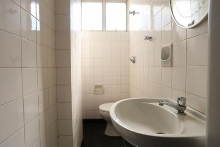 Apartamento à venda com 74m², 2 quartos e 1 vagaBanheiro de serviço