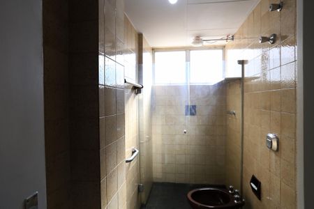 Apartamento à venda com 74m², 2 quartos e 1 vagaBanheiro