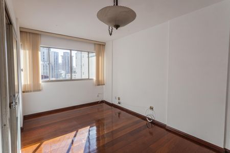 Sala de apartamento à venda com 2 quartos, 74m² em Funcionários, Belo Horizonte