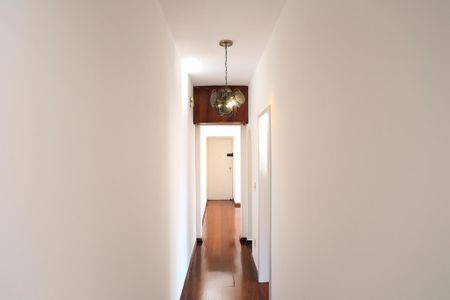 Apartamento à venda com 74m², 2 quartos e 1 vagaCorredor