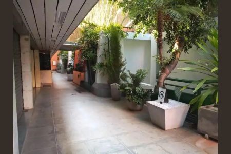Apartamento à venda com 74m², 2 quartos e 1 vagaÁrea comum