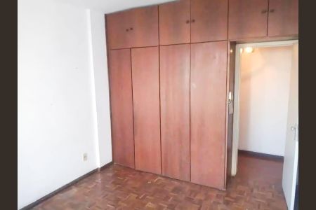 Apartamento à venda com 74m², 2 quartos e 1 vagaQuarto 3