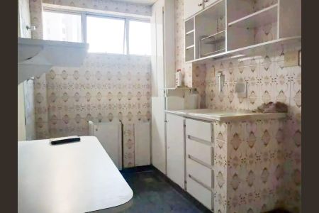 Apartamento à venda com 74m², 2 quartos e 1 vagaCozinha