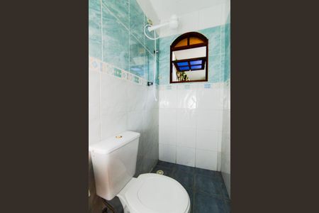 Casa à venda com 250m², 3 quartos e 4 vagasGaragem - Lavabo da Garagem