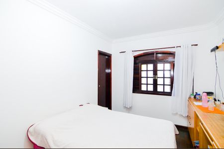Casa à venda com 250m², 3 quartos e 4 vagasSuíte 1