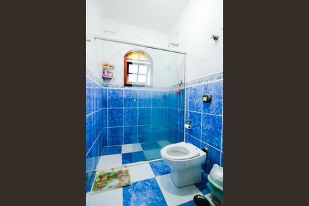 Casa à venda com 250m², 3 quartos e 4 vagasBanheiro da Suíte 2