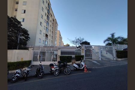 Apartamento à venda com 69m², 3 quartos e 1 vaga Apartamento à venda com 69m², 3 quartos e 1 vagaFachada e portaria
